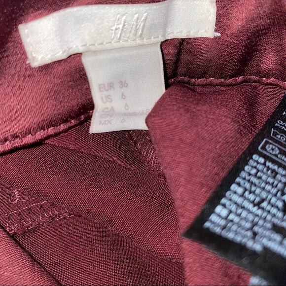 H&M Satin Relaxed Fit Cropped tapered leg cuffed hem pants Burgundy size 6 - Picture 12 of 13